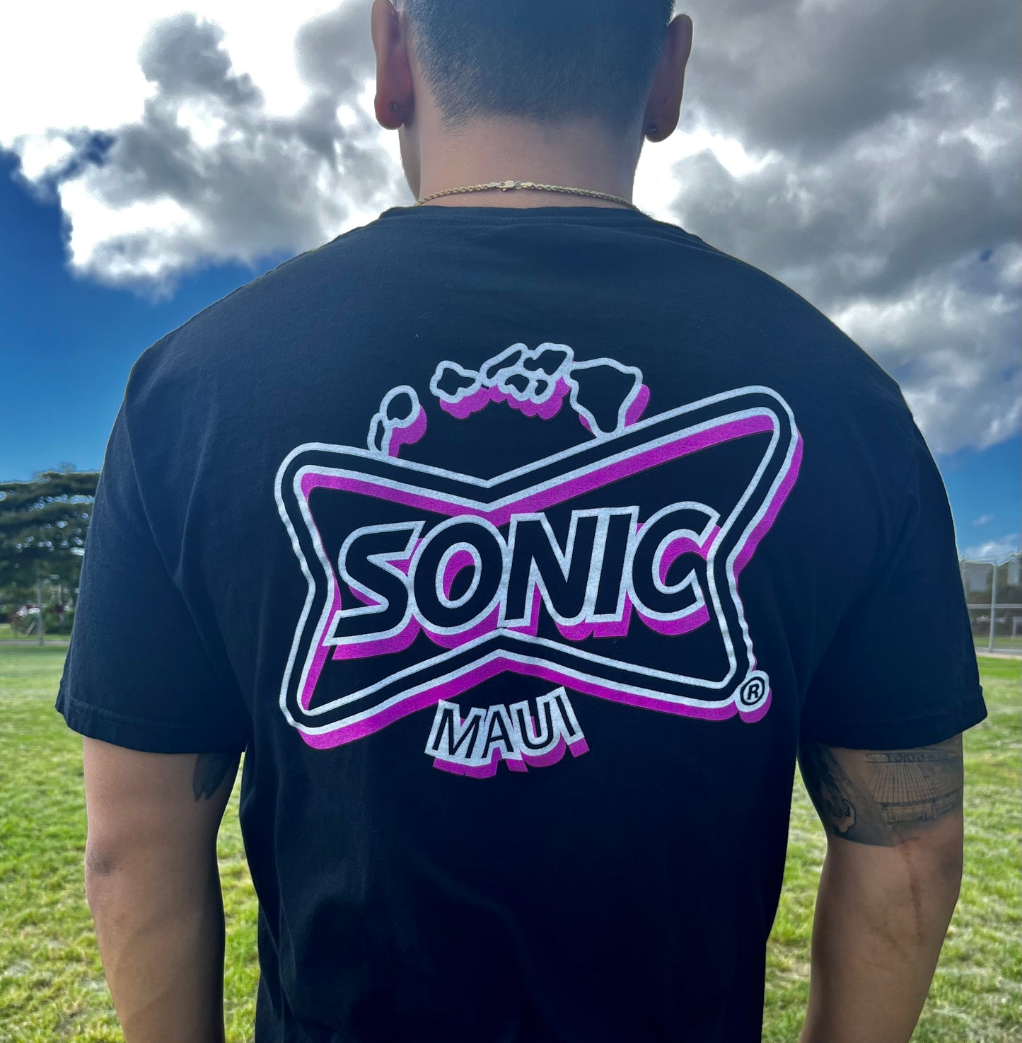 Black/Electric Pink Sonic Maui T-shirt